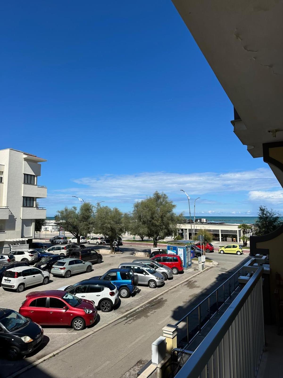 Bed and Breakfast Vista Mare Pescara Esterno foto